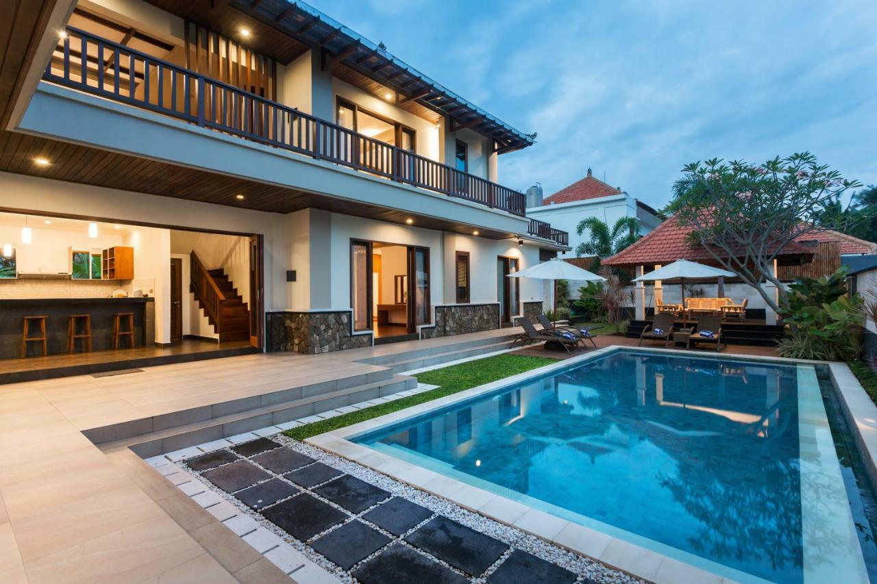 Villa Sabasanti Gianyar เกอรามัส ภายนอก รูปภาพ
